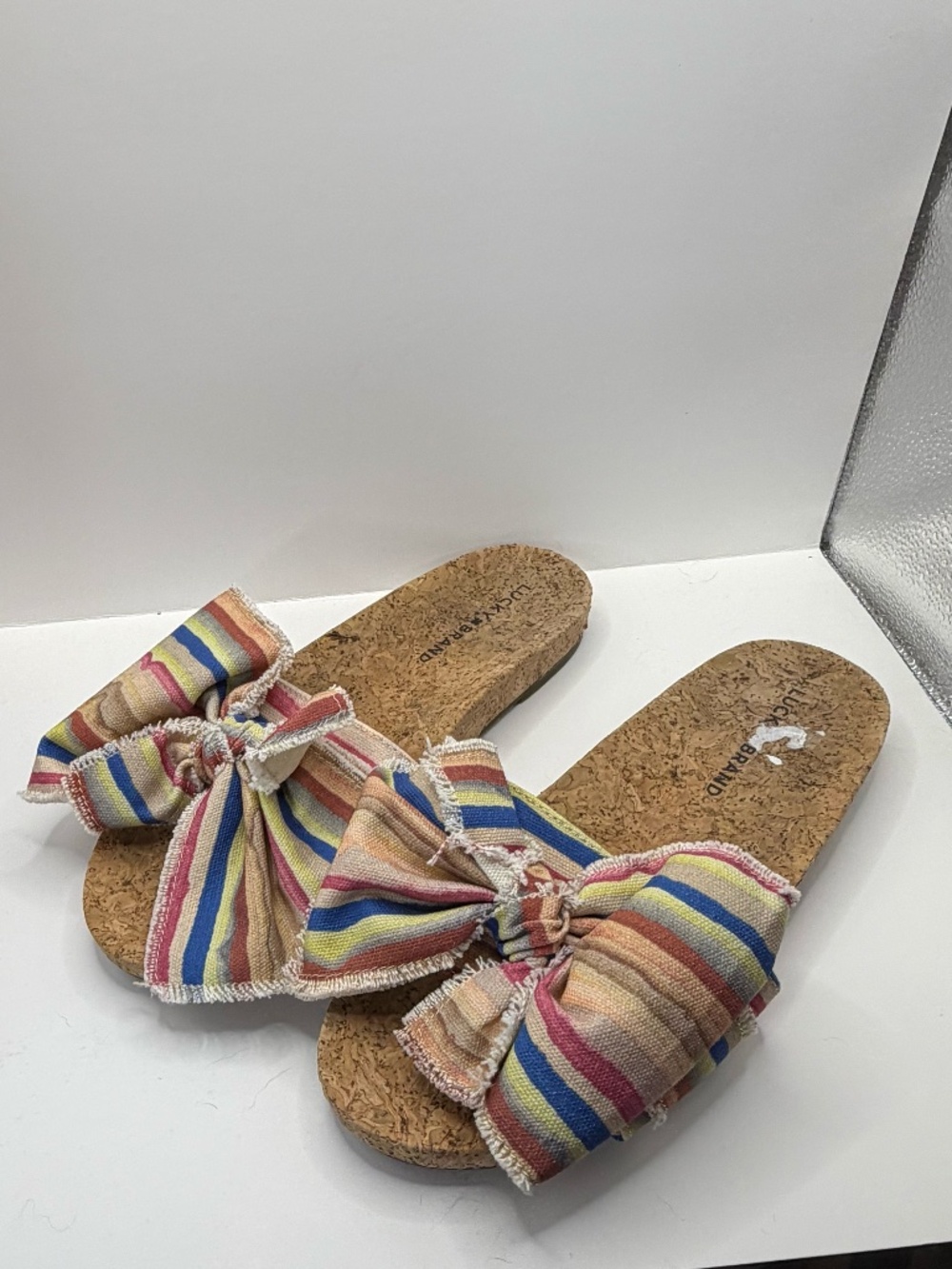 Lucky Brand Rainbow Stripe Bow Sandals Size 8